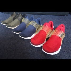 Nike sock dart lot